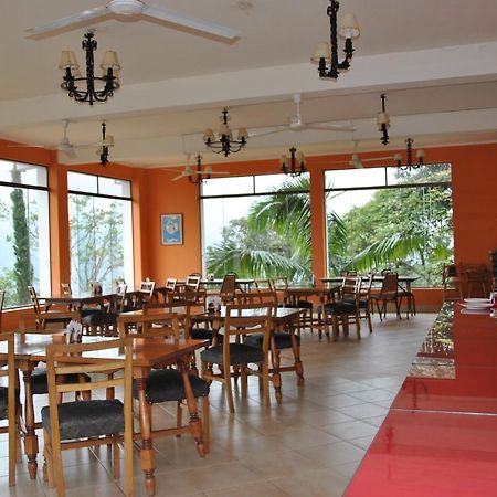 Hotel Gloria كورويكو المظهر الخارجي الصورة
