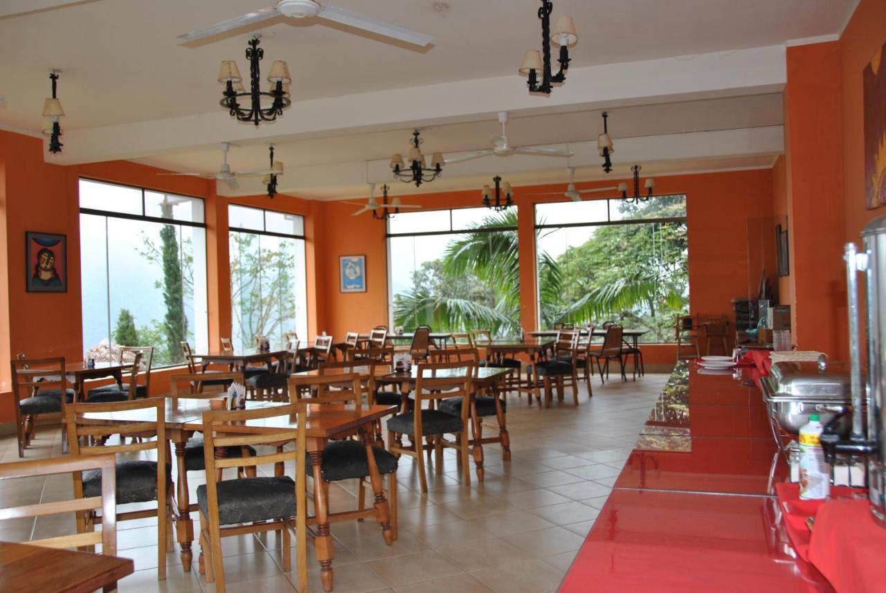Hotel Gloria كورويكو المظهر الخارجي الصورة
