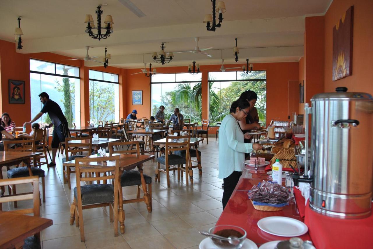 Hotel Gloria كورويكو المظهر الخارجي الصورة